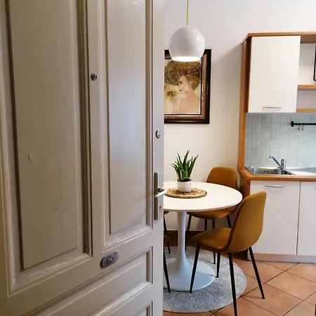 Apartma Rozeta * Lublana